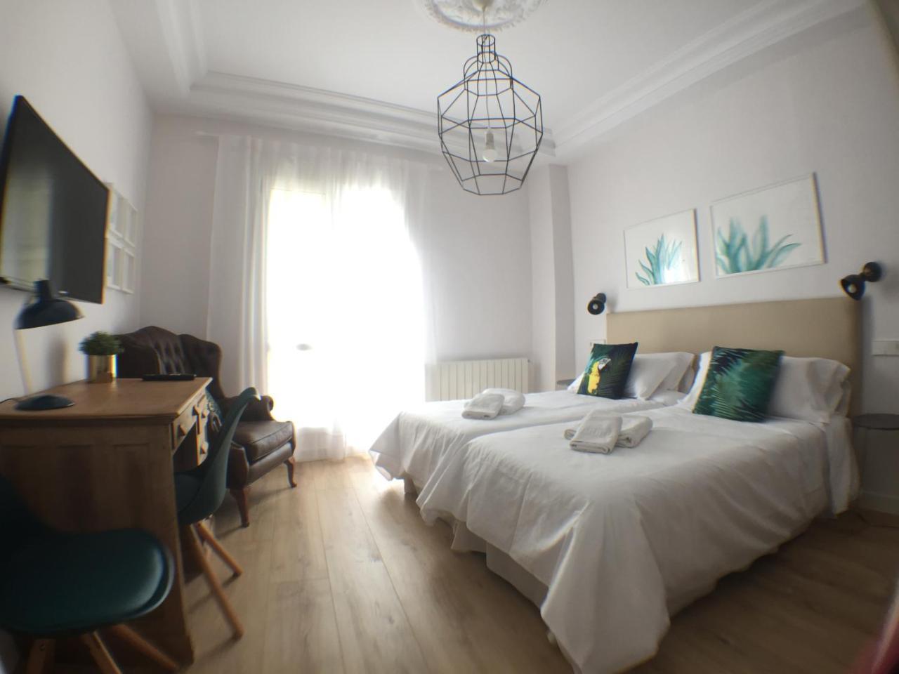 Pension Boutique La Urraca Negra Burgo 외부 사진
